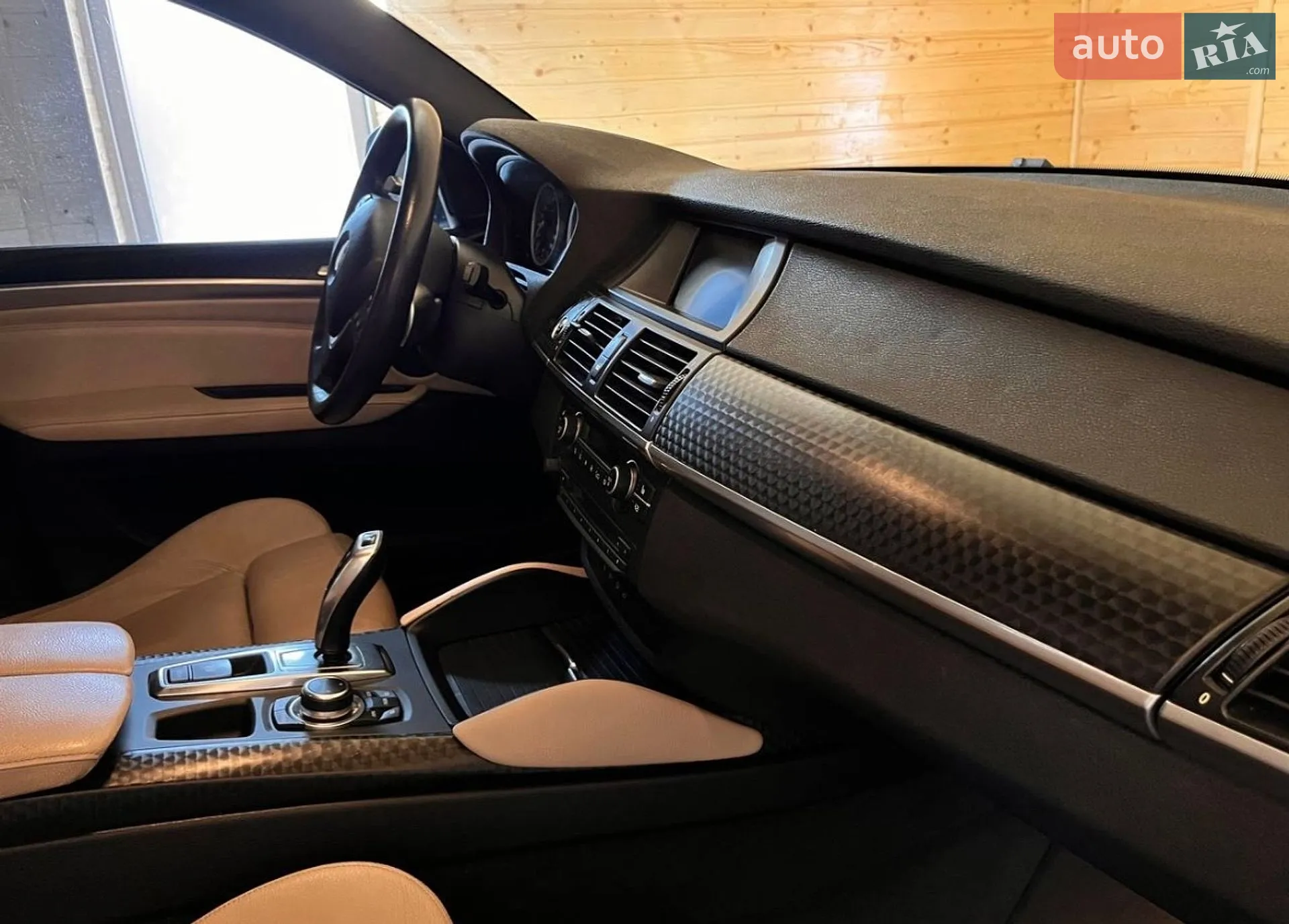 2010 BMW X6 - мініатюра 8