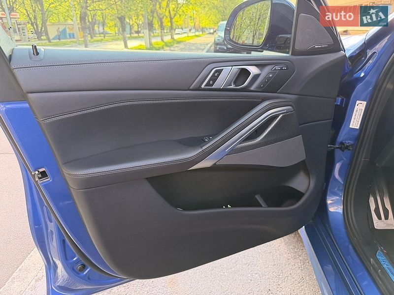 Внедорожник / Кроссовер BMW X6 2020 в Харькове