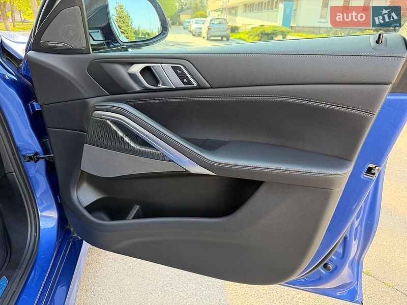 Внедорожник / Кроссовер BMW X6 2020 в Харькове