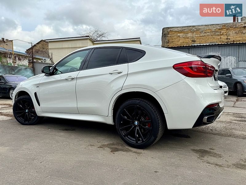 Внедорожник / Кроссовер BMW X6 2018 в Одессе