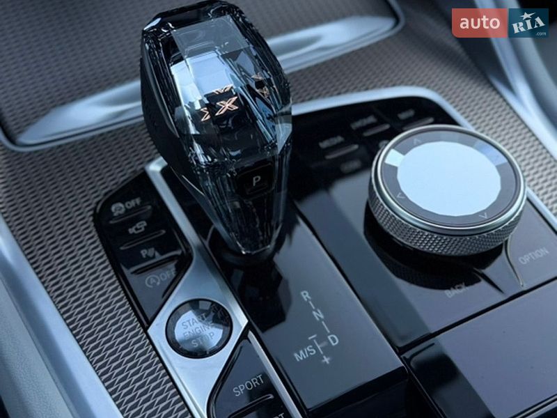 Внедорожник / Кроссовер BMW X6 2023 в Хмельницком