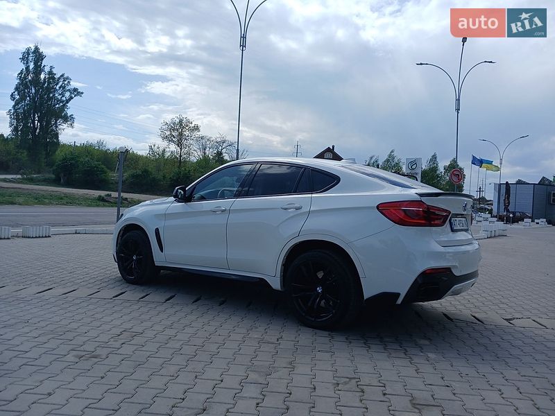 Внедорожник / Кроссовер BMW X6 2015 в Черновцах
