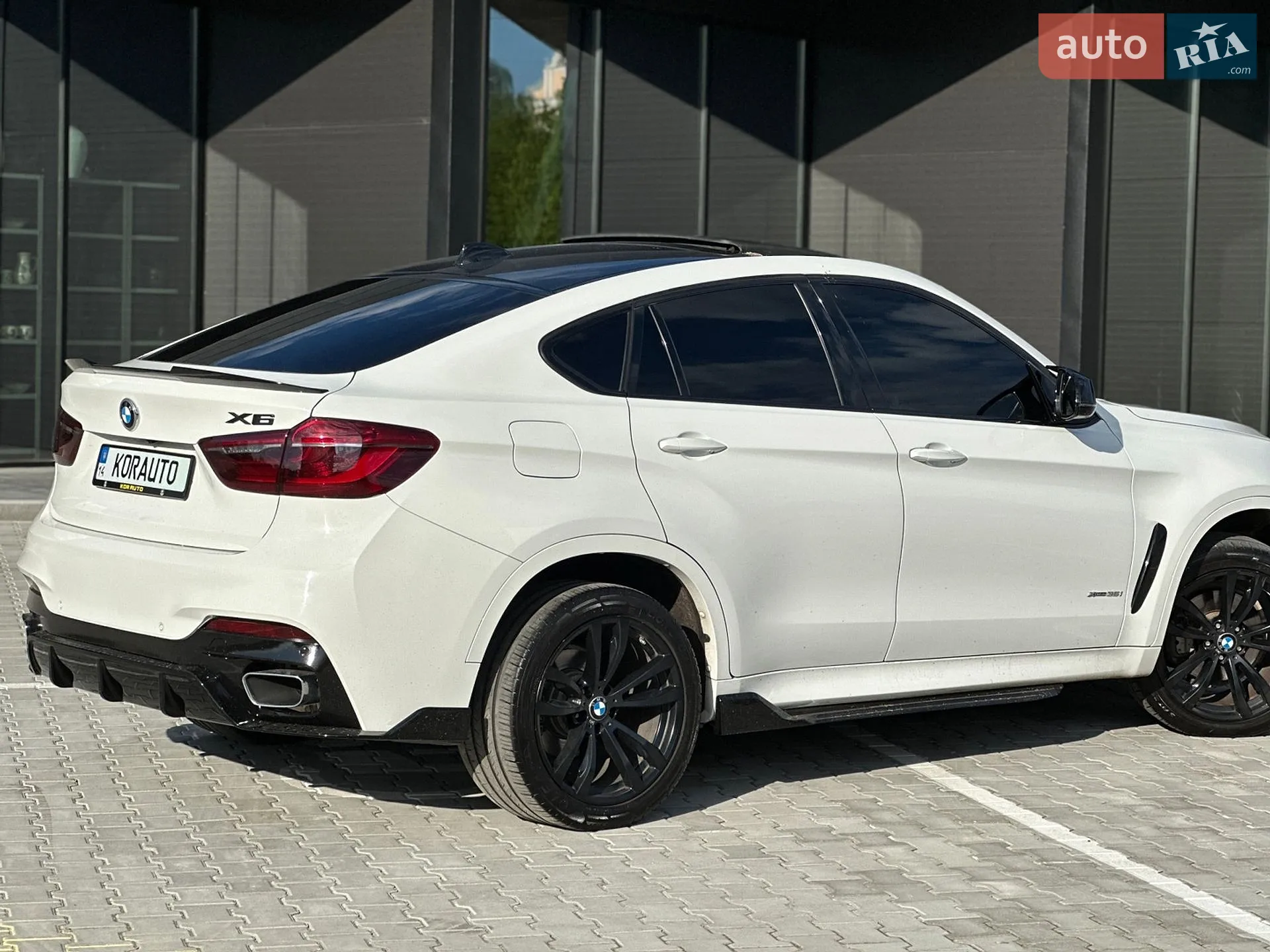 2016 BMW X6 - мініатюра 28