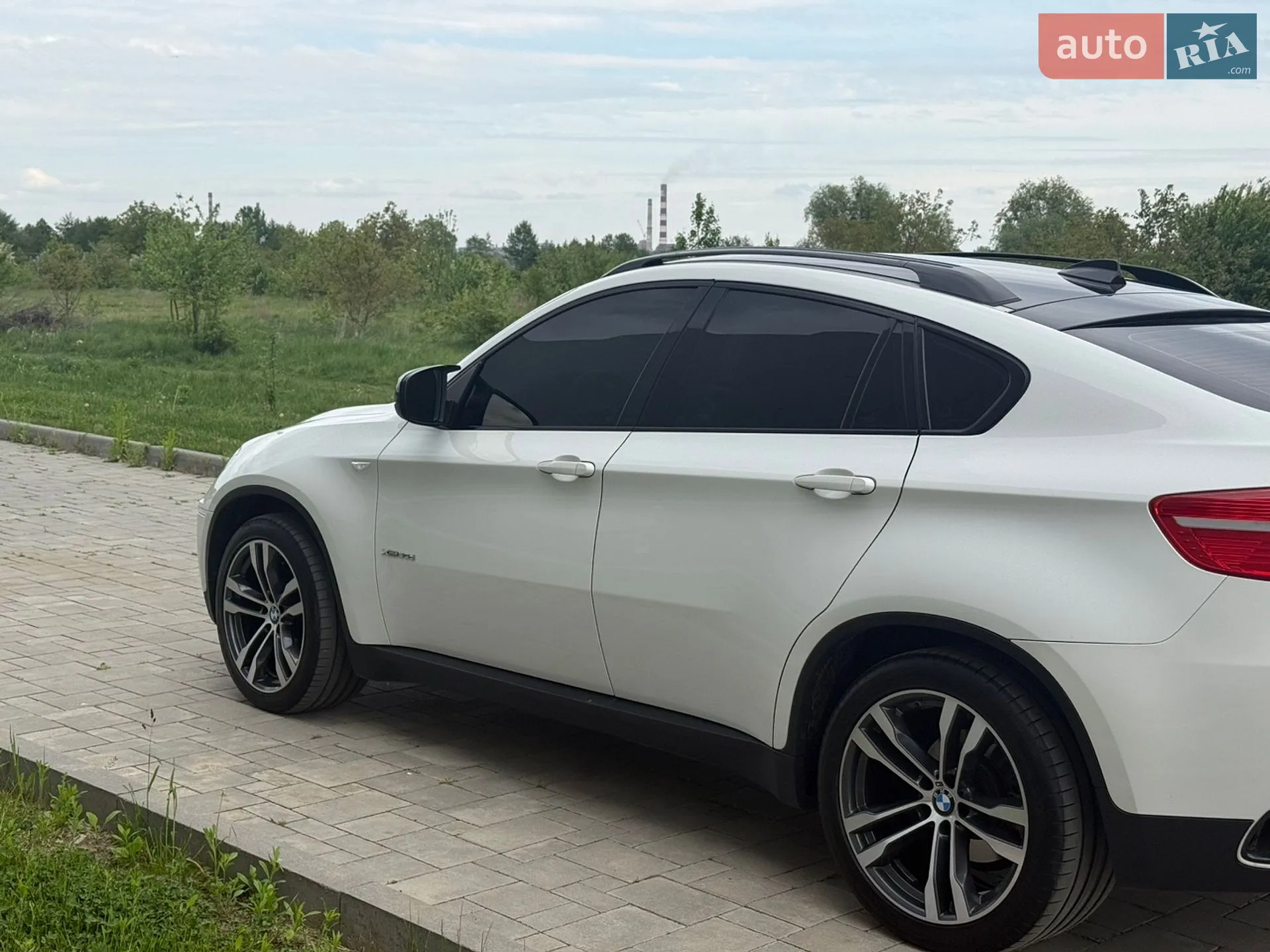 2011 BMW X6 - мініатюра 13