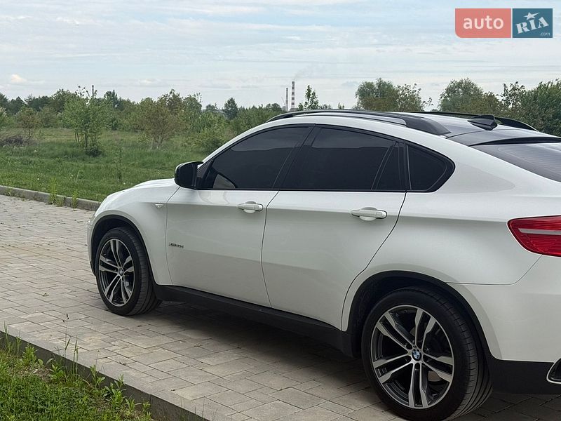Внедорожник / Кроссовер BMW X6 2011 в Ровно