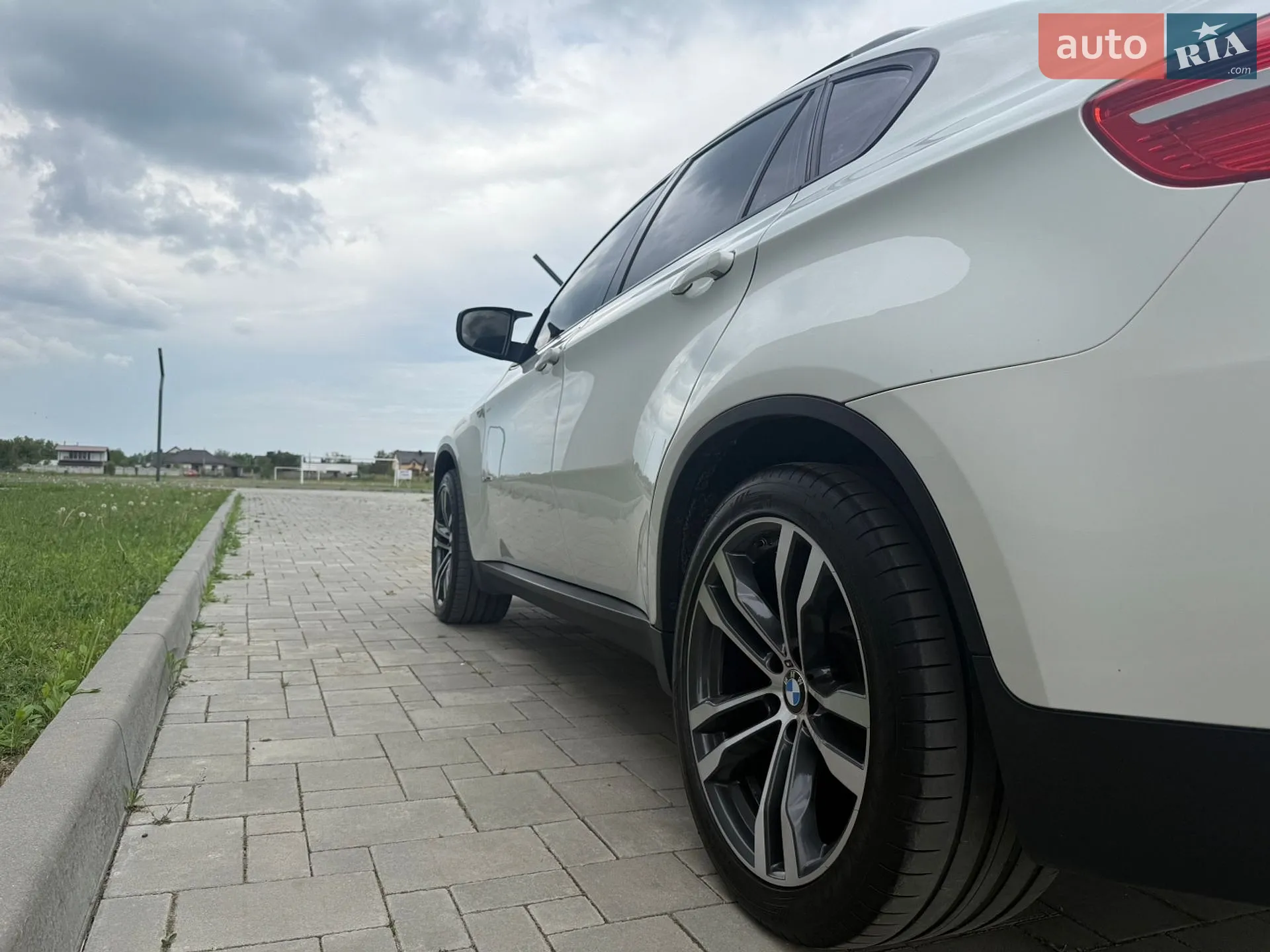 2011 BMW X6 - мініатюра 34