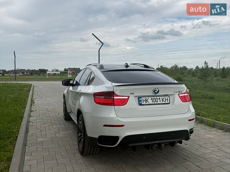 Внедорожник / Кроссовер BMW X6 2011 в Ровно