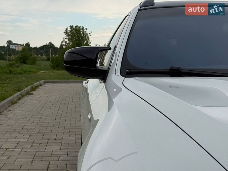 Внедорожник / Кроссовер BMW X6 2011 в Ровно