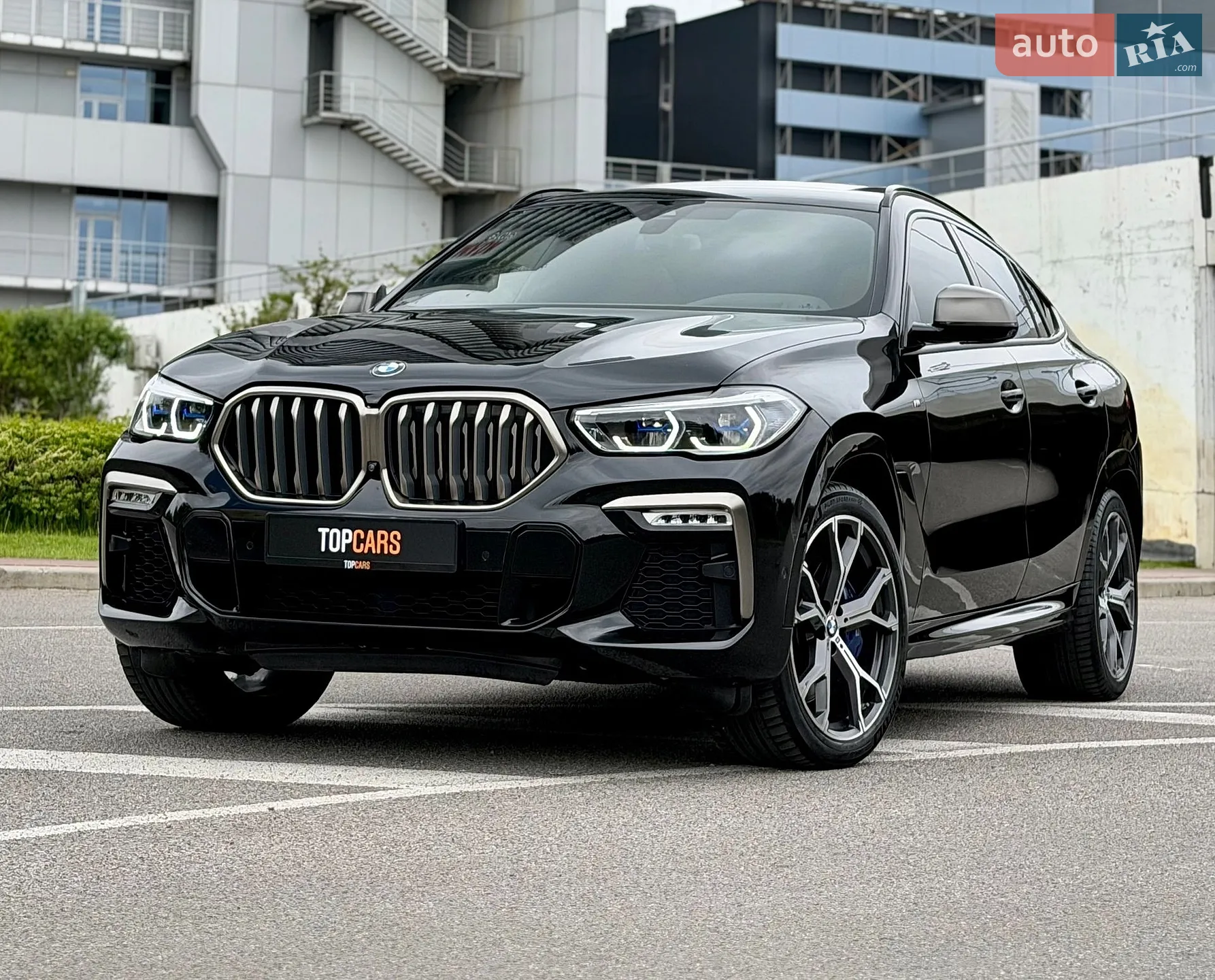 2021 BMW X6 - фото 1
