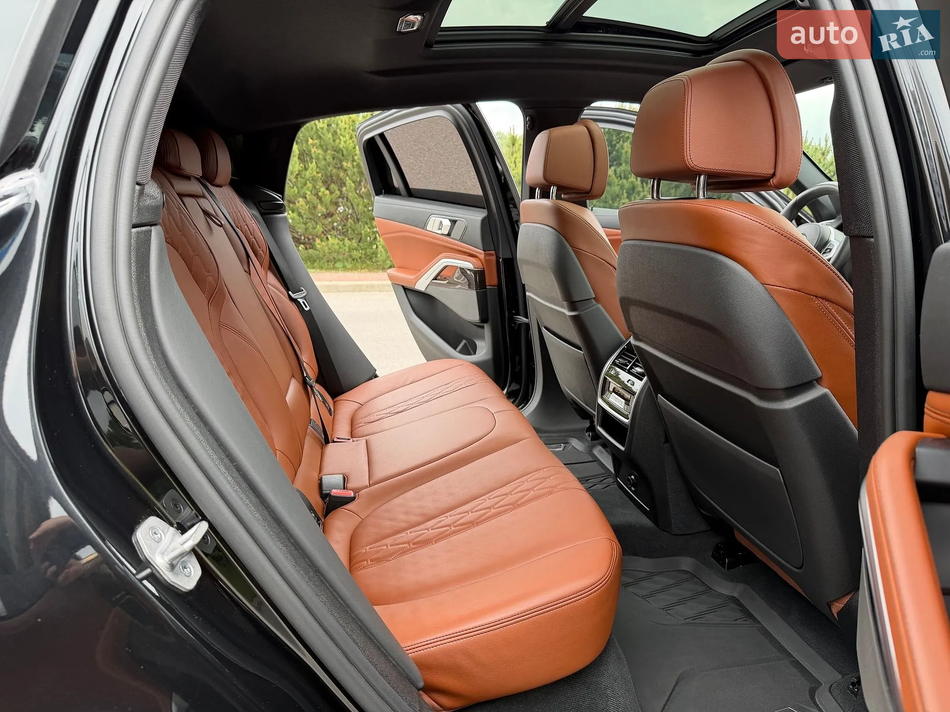 2021 BMW X6 - мініатюра 48