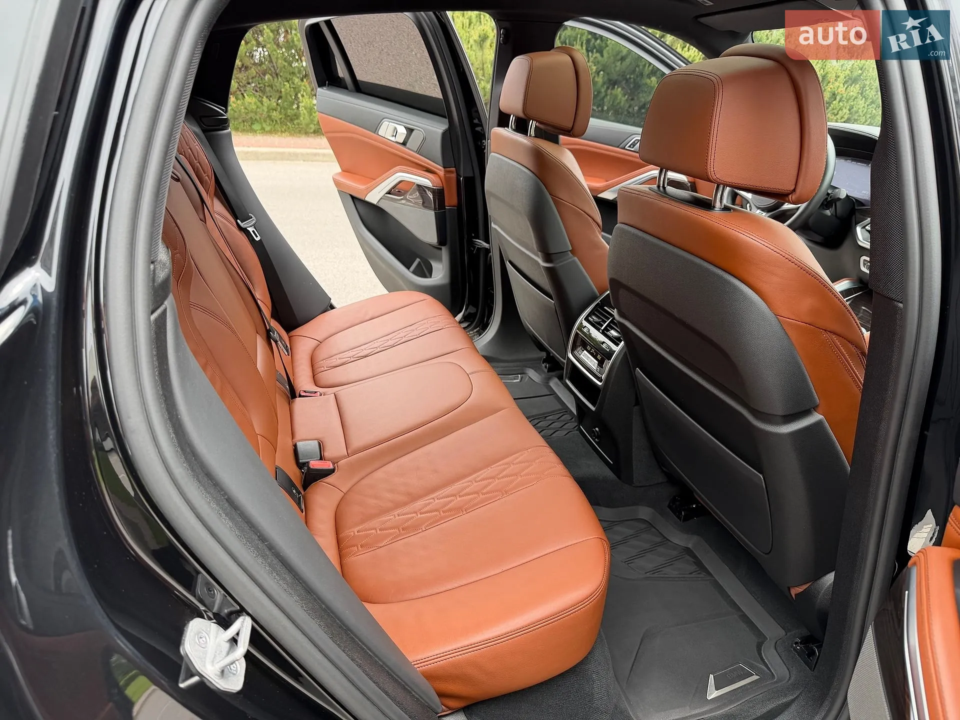2021 BMW X6 - мініатюра 49