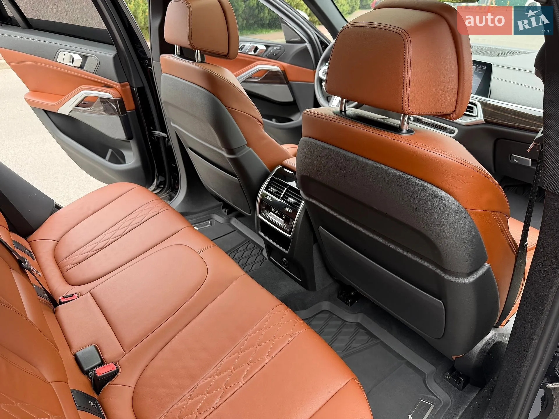 2021 BMW X6 - мініатюра 52