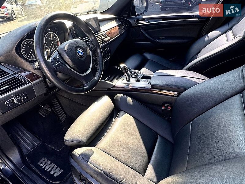 Внедорожник / Кроссовер BMW X6 2014 в Одессе