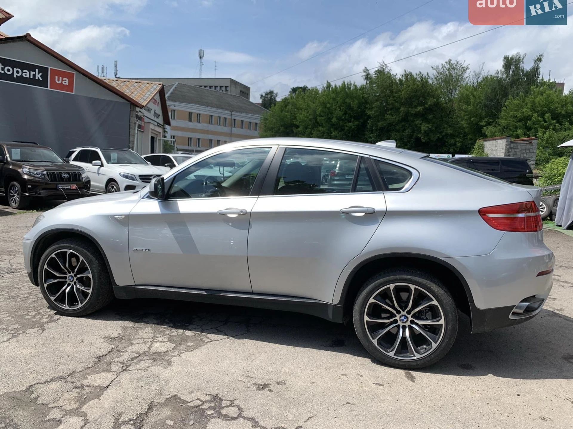 2010 BMW X6 - мініатюра 8