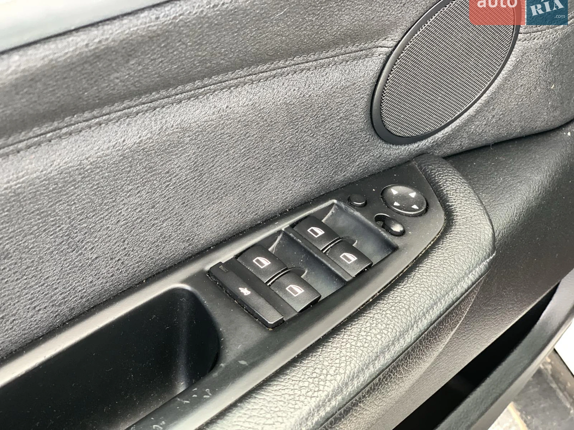 2010 BMW X6 - мініатюра 16