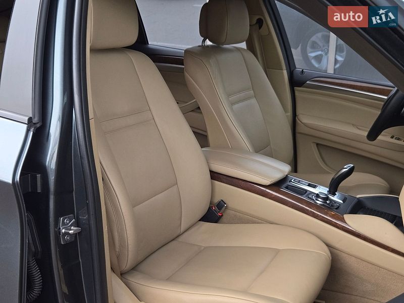 Внедорожник / Кроссовер BMW X6 2012 в Киеве