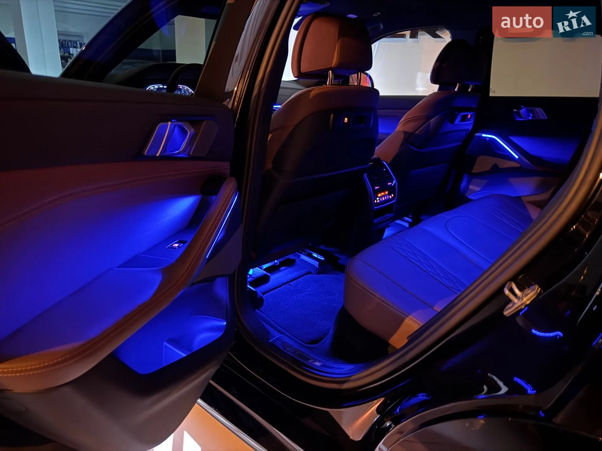 2023 BMW X6 - мініатюра 17