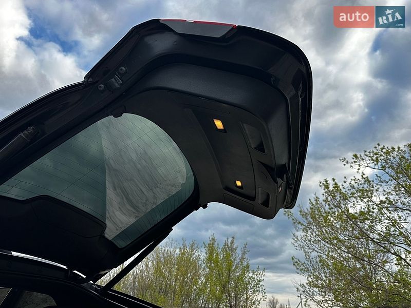 Внедорожник / Кроссовер BMW X6 2011 в Краснограде