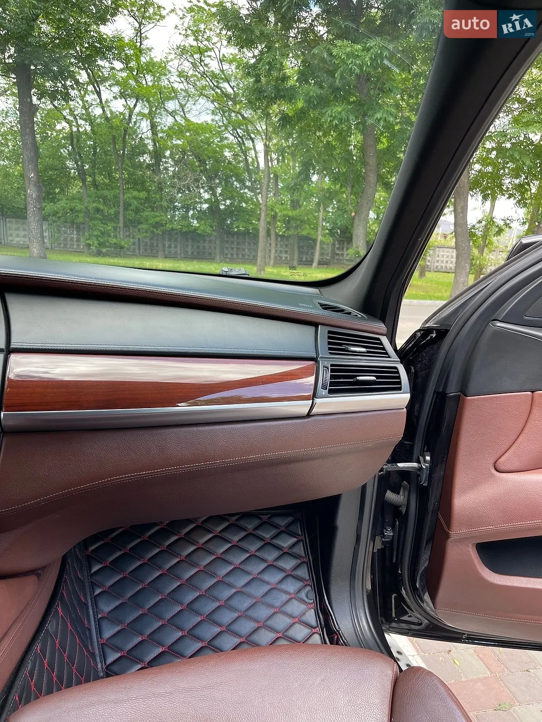 2011 BMW X6 - мініатюра 21