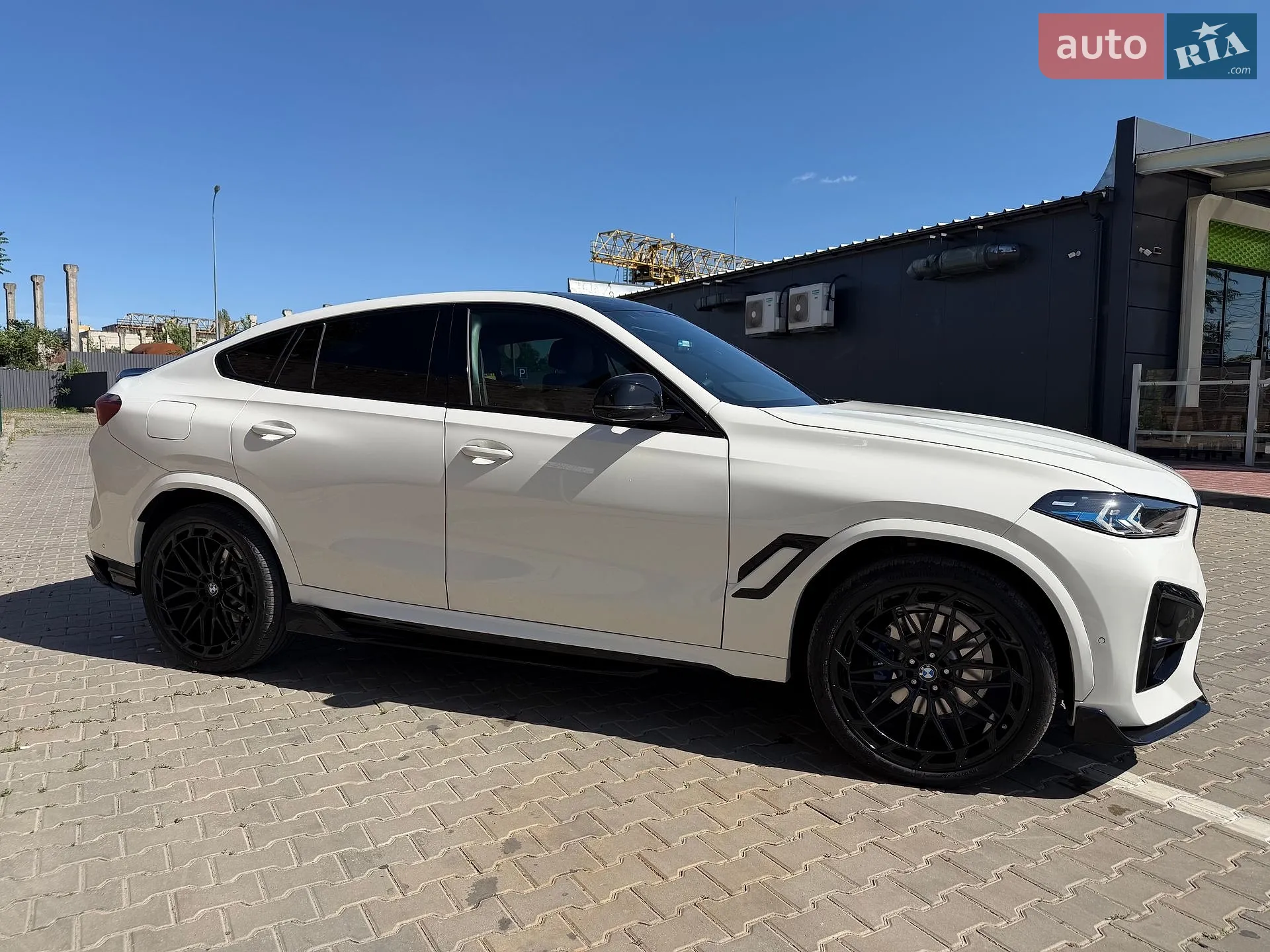 2022 BMW X6 - мініатюра 7