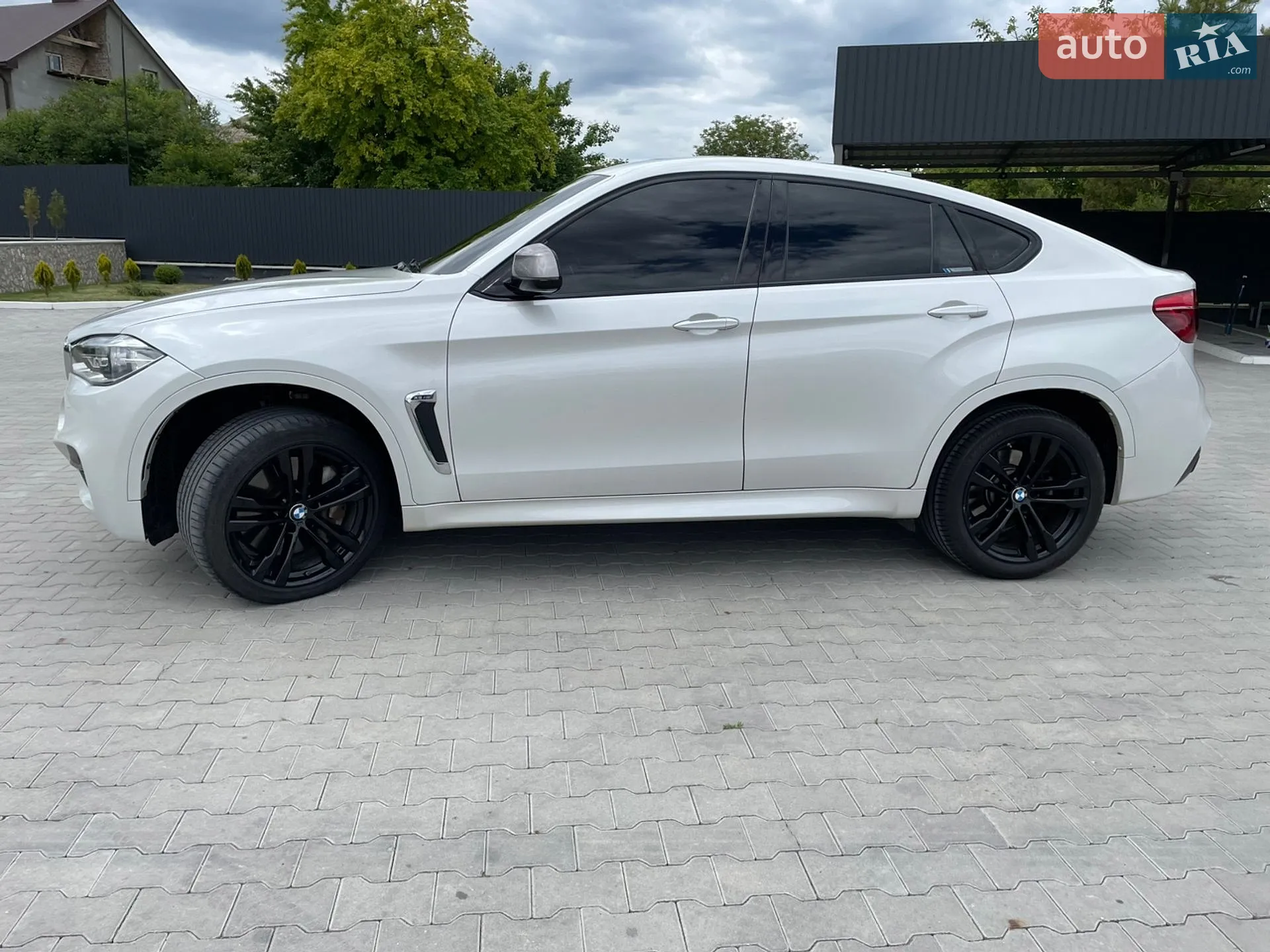 2015 BMW X6 - мініатюра 3