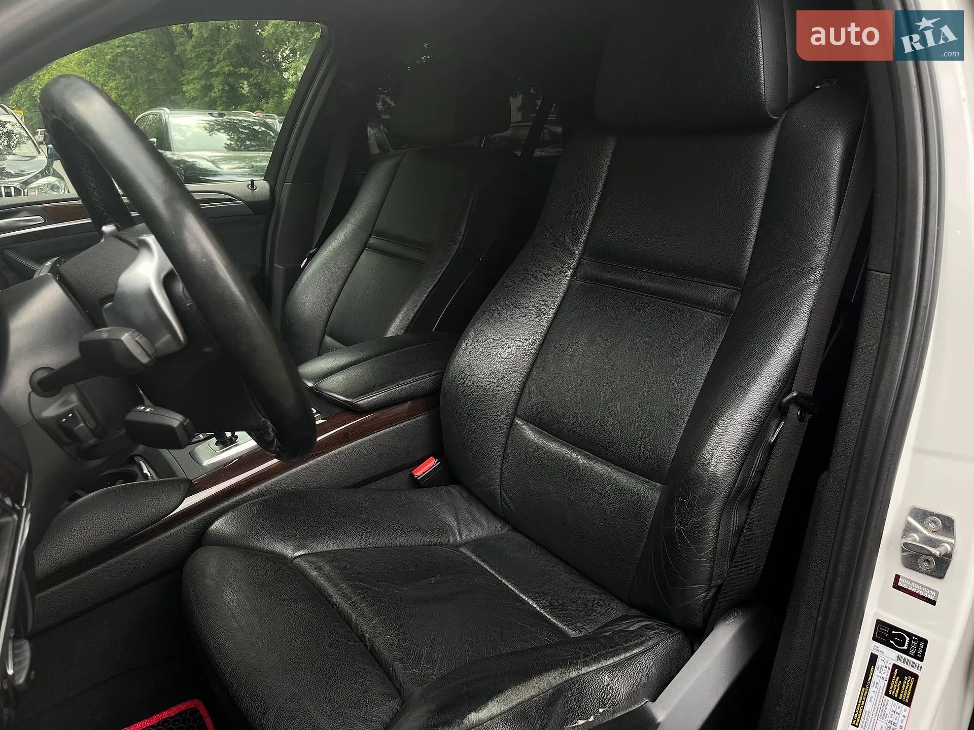 2010 BMW X6 - мініатюра 27