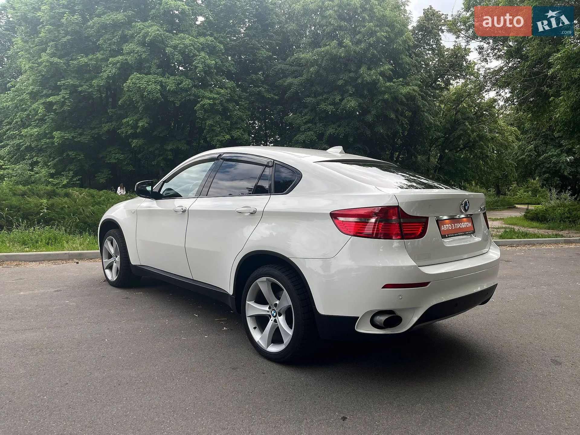 2010 BMW X6 - мініатюра 6