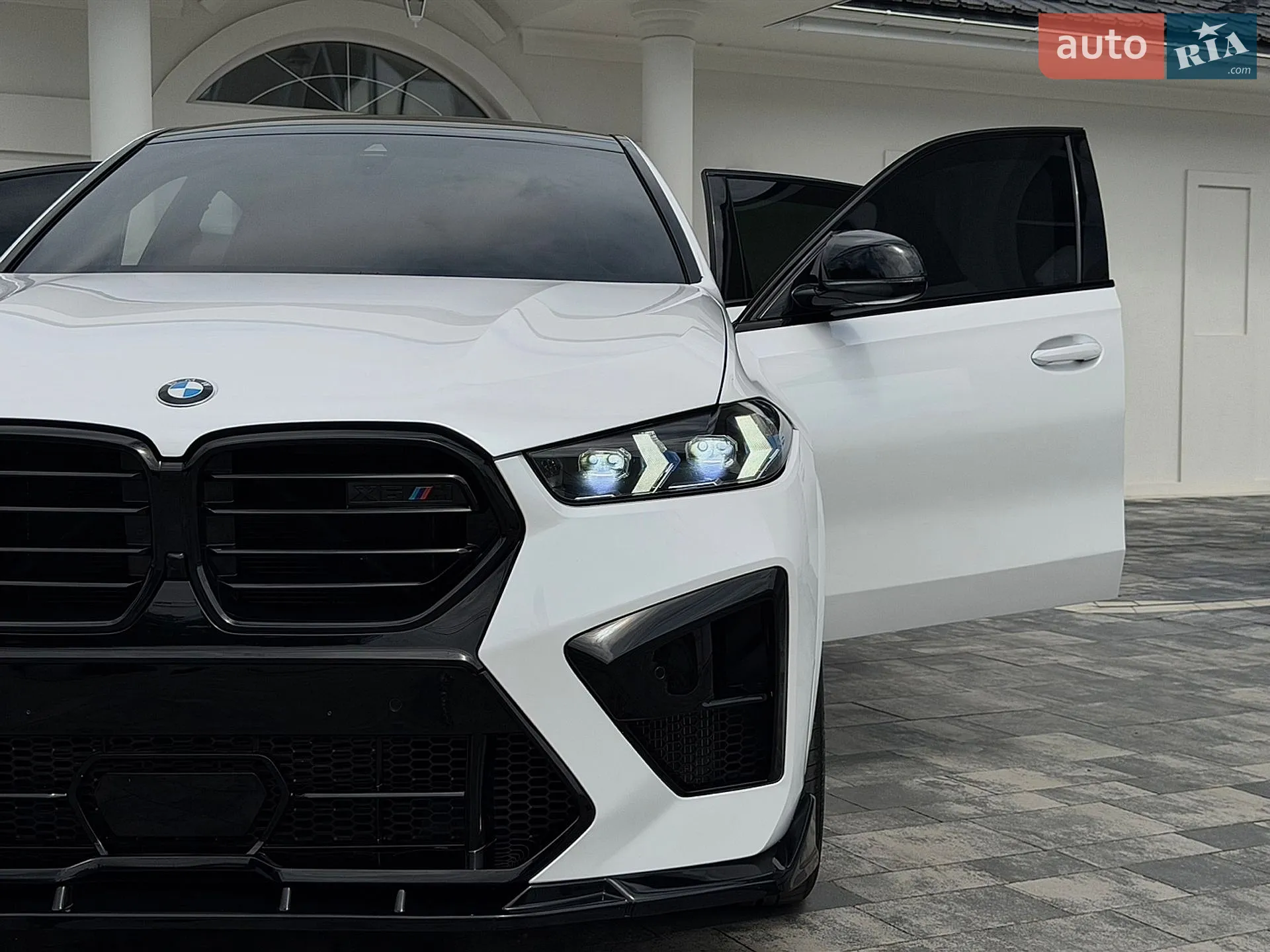 2021 BMW X6 - мініатюра 21