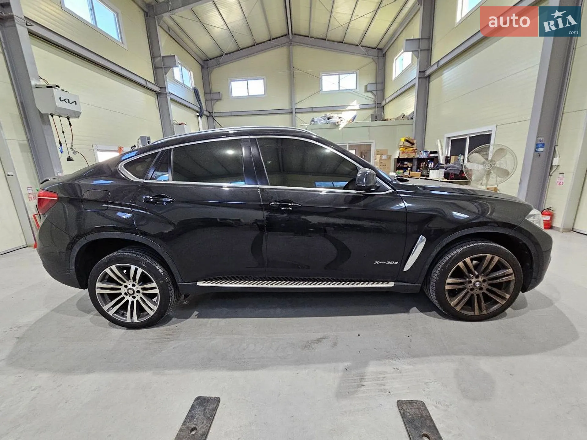 2017 BMW X6 - мініатюра 4