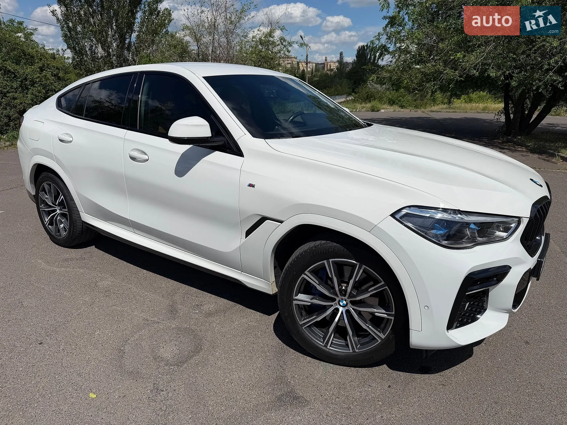 2022 BMW X6 - мініатюра 2