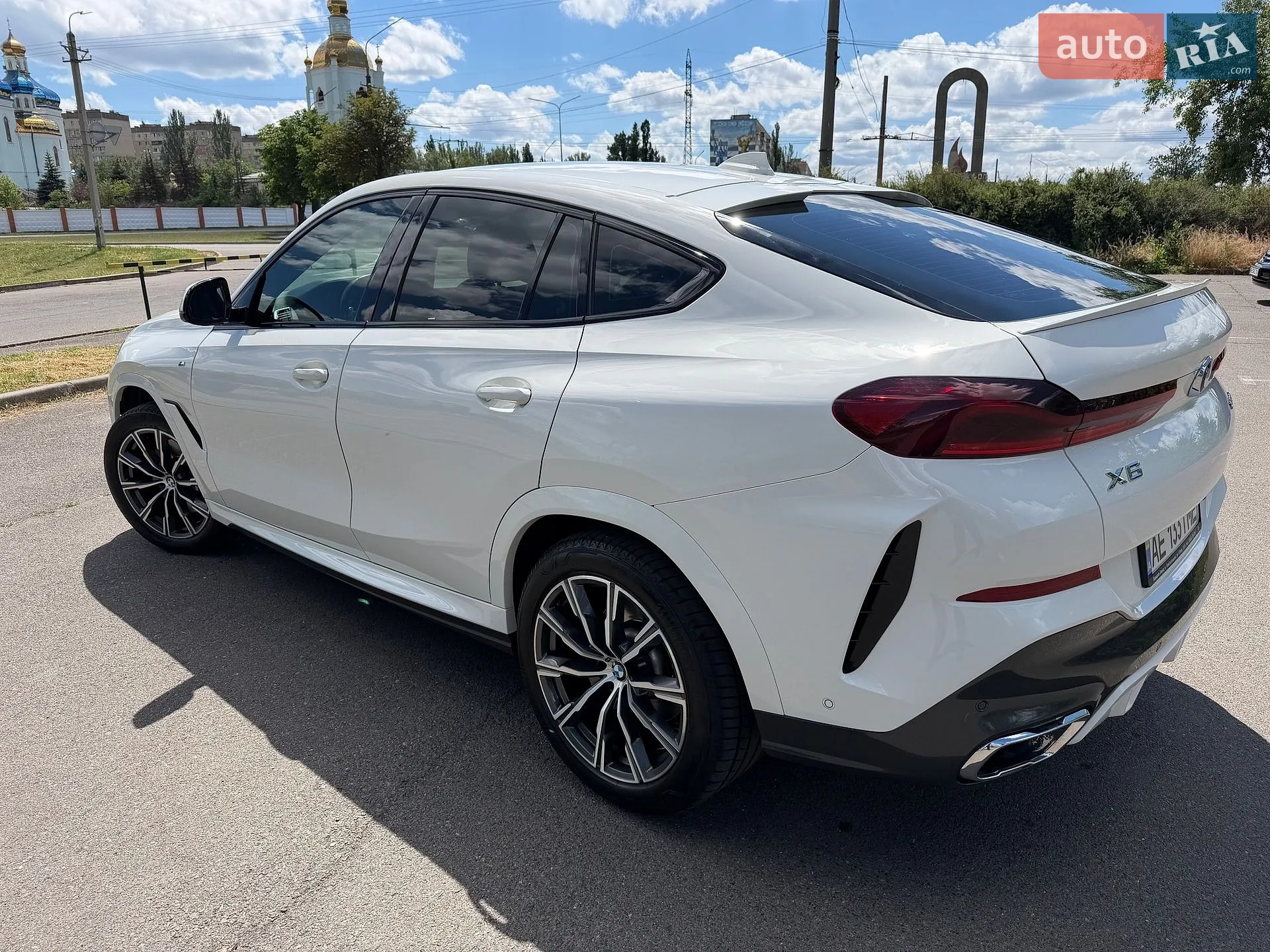 2022 BMW X6 - мініатюра 8