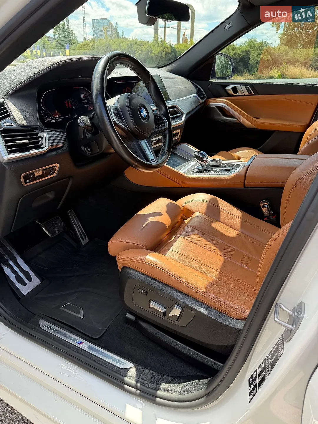 2022 BMW X6 - мініатюра 5