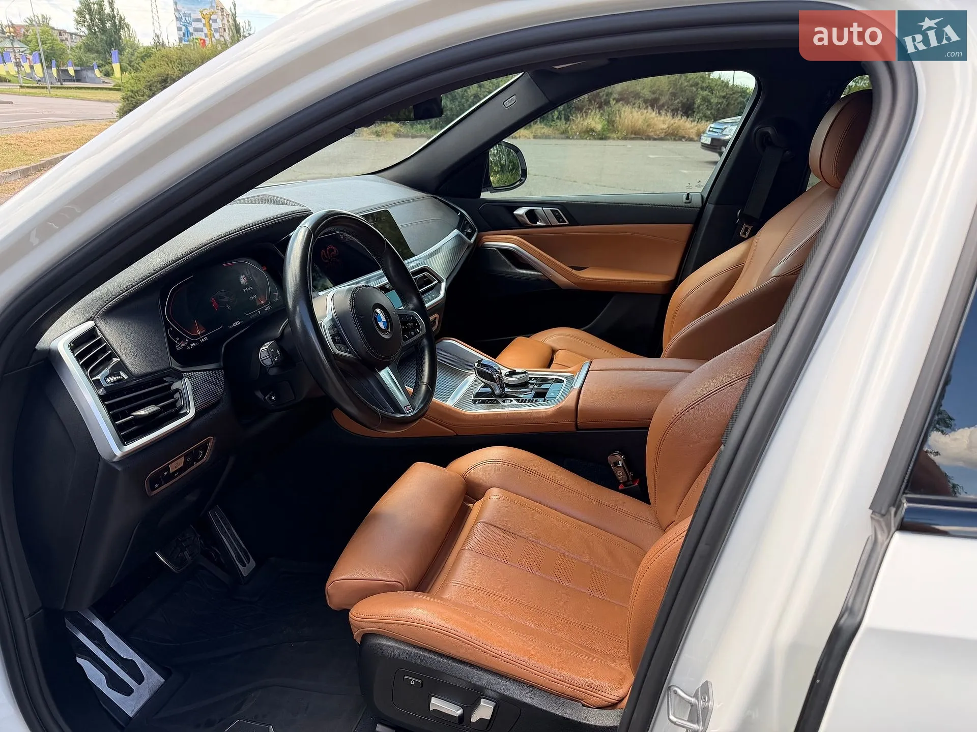 2022 BMW X6 - мініатюра 16