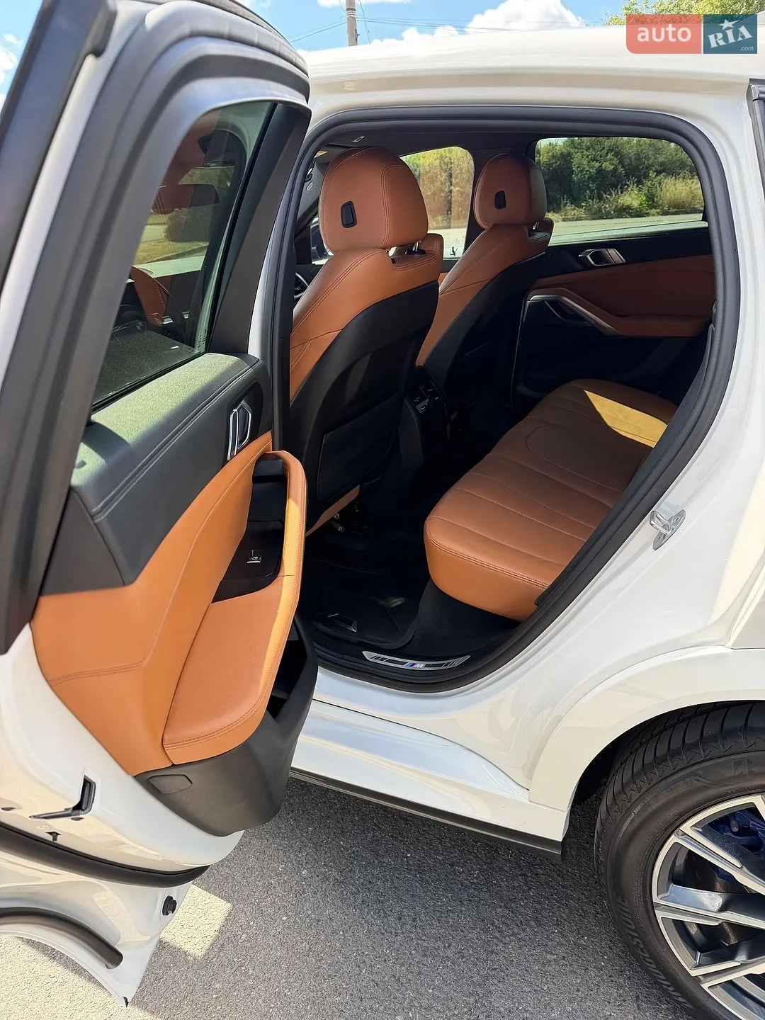 2022 BMW X6 - мініатюра 17
