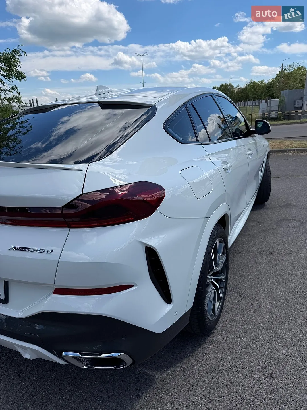 2022 BMW X6 - мініатюра 18