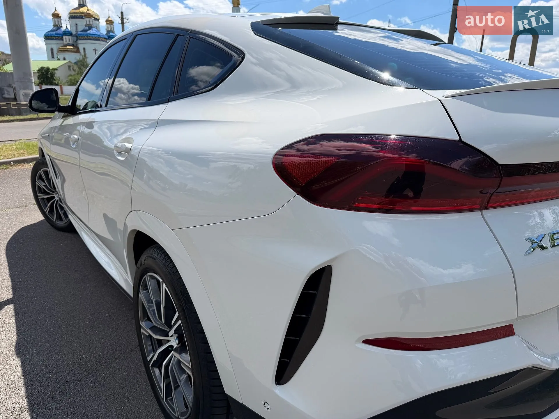 2022 BMW X6 - мініатюра 24
