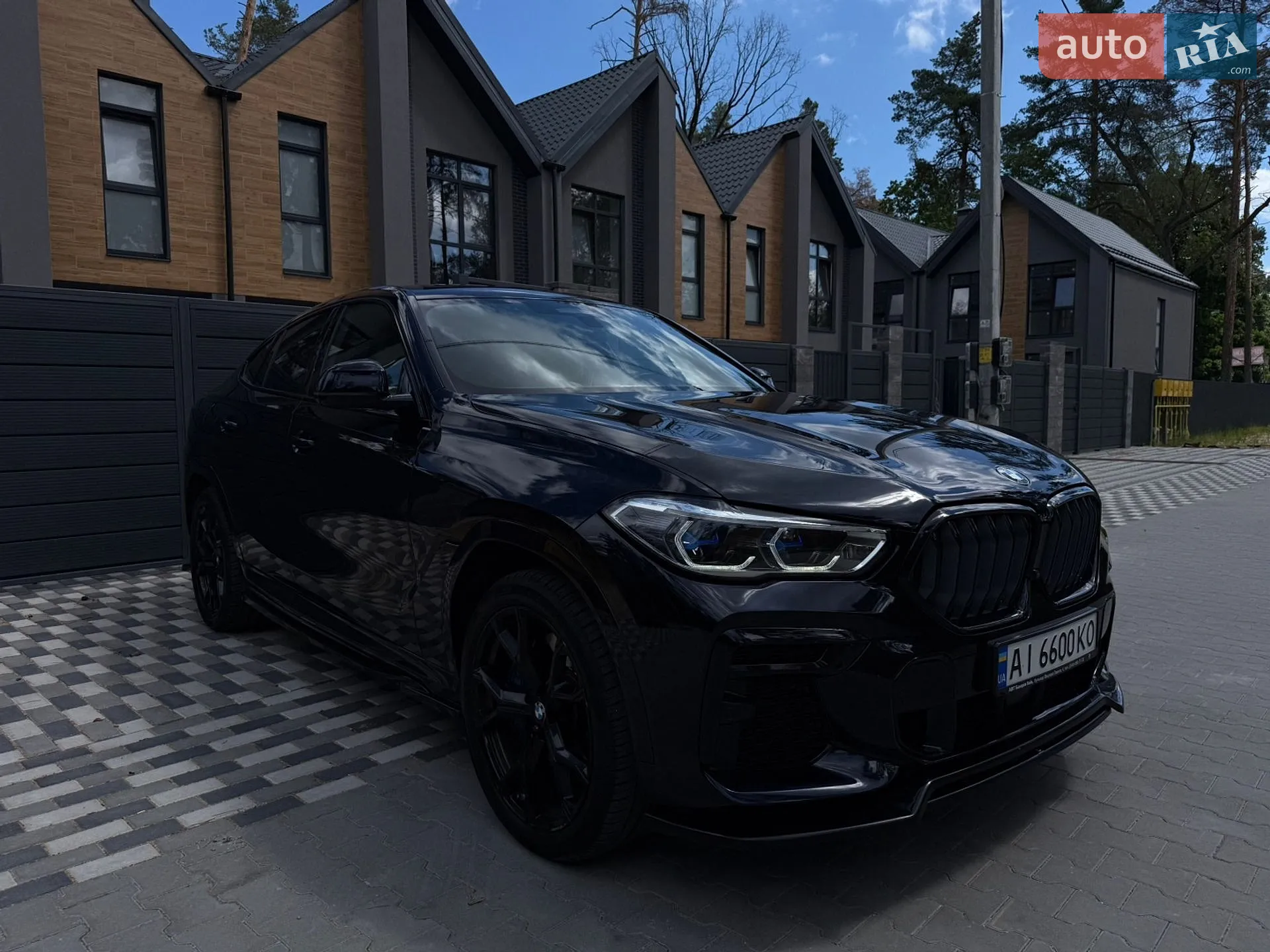 2021 BMW X6 - мініатюра 3
