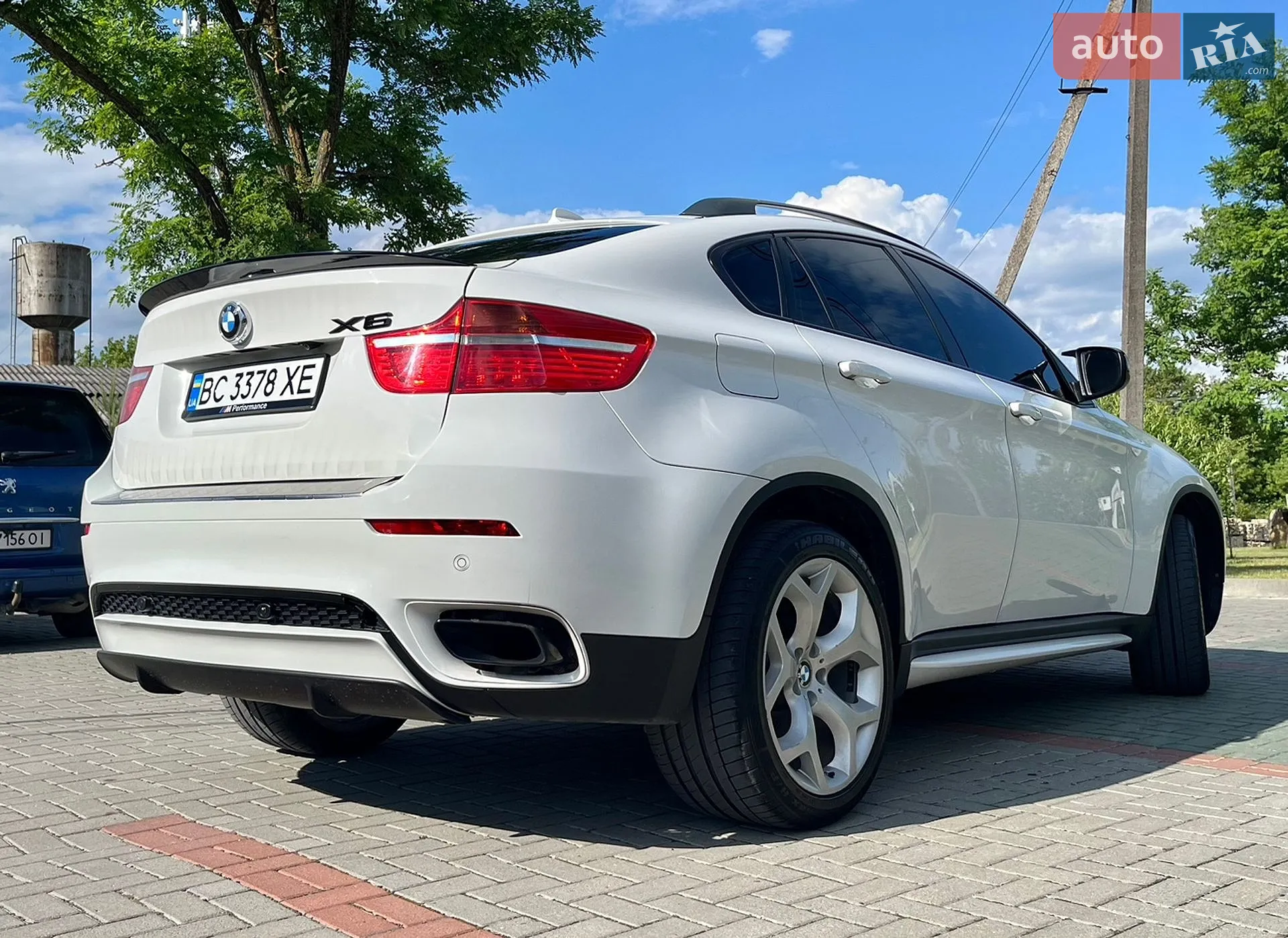 2010 BMW X6 - мініатюра 11