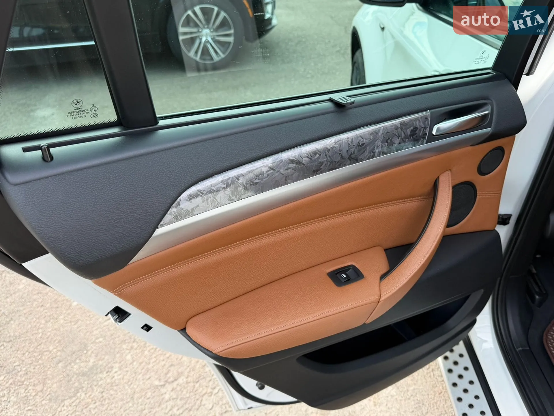 2012 BMW X6 - мініатюра 29