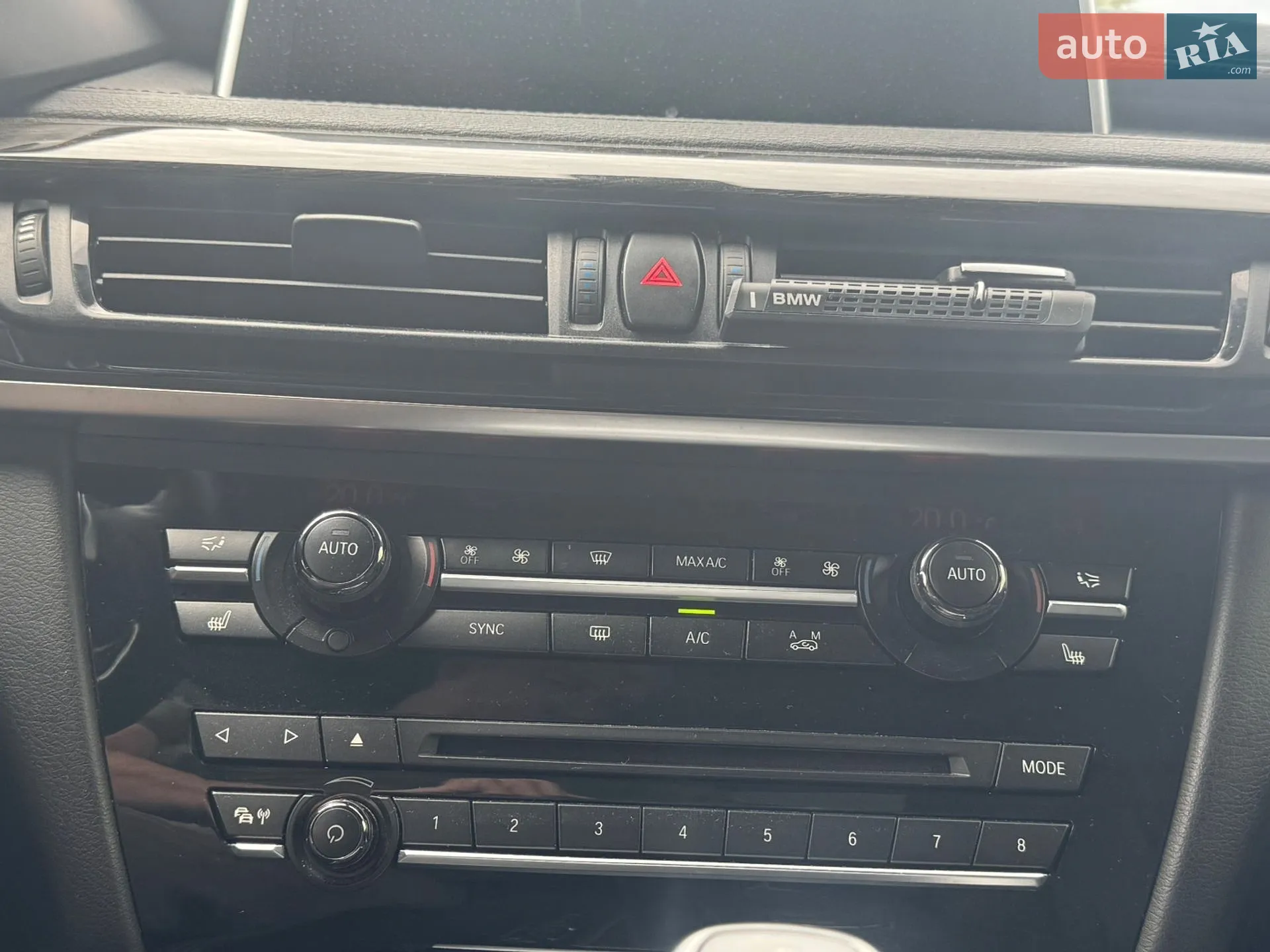2015 BMW X6 - мініатюра 24
