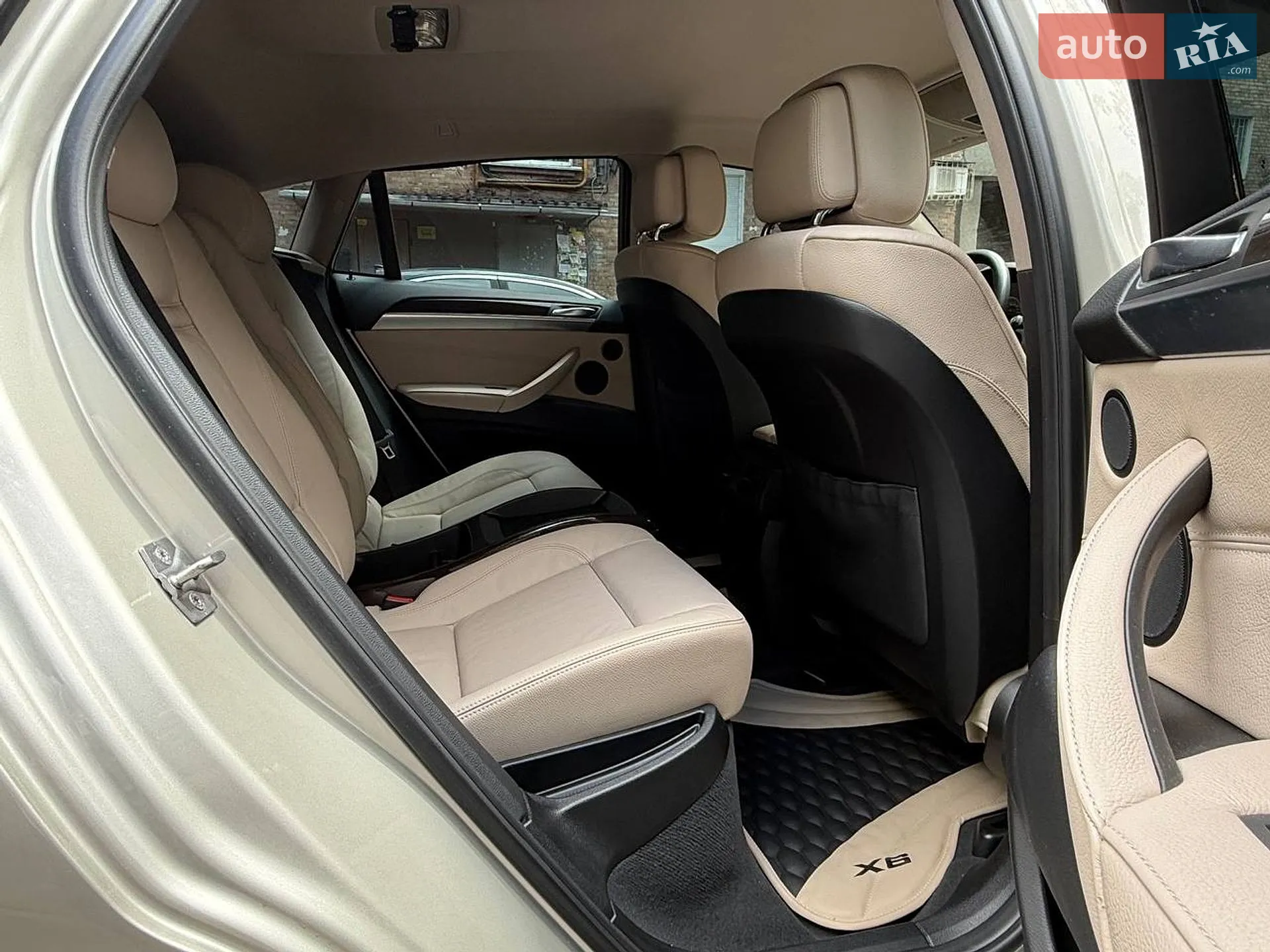 2010 BMW X6 - мініатюра 19