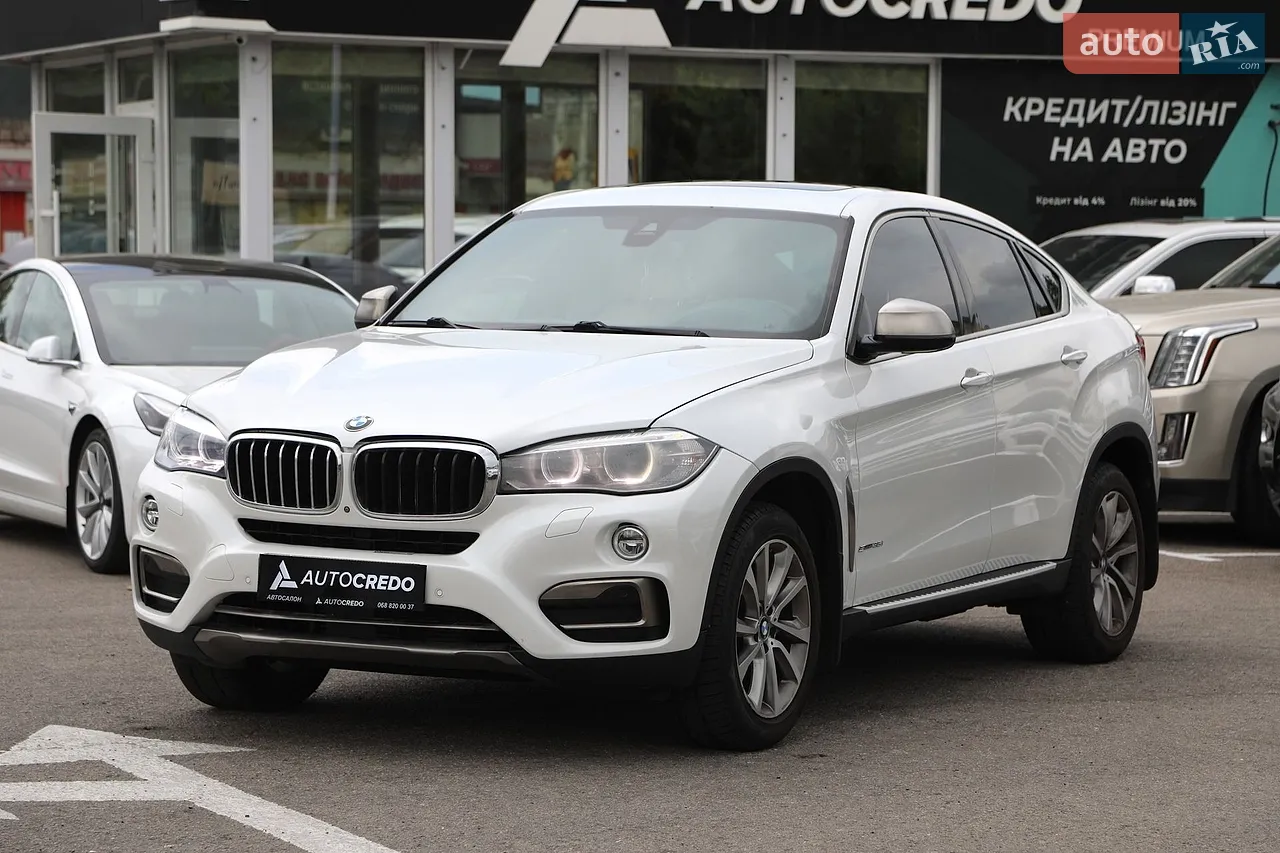 2018 Jaguar F-Pace - мініатюра 37