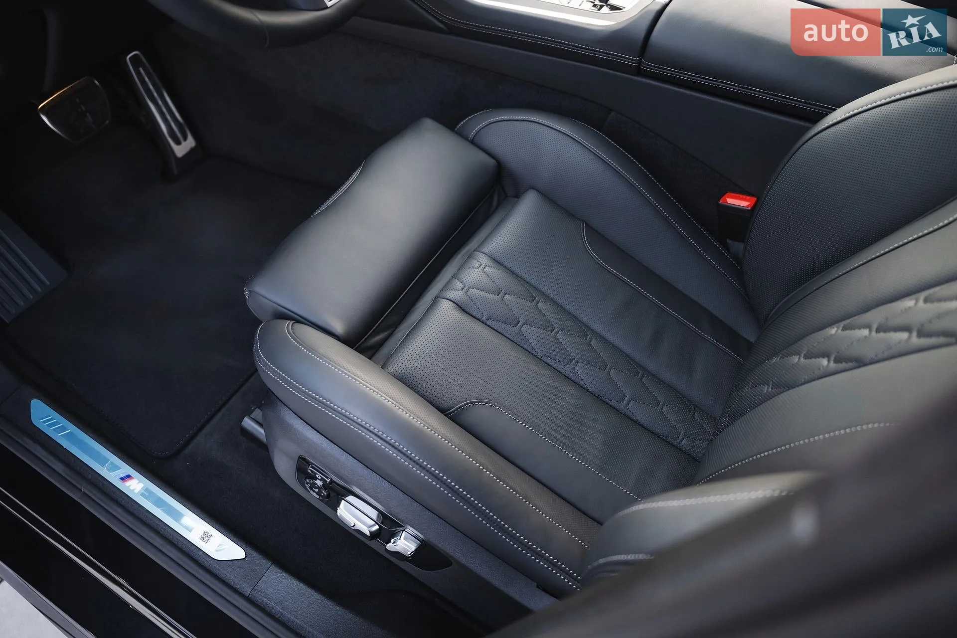 2025 BMW X6 - мініатюра 57