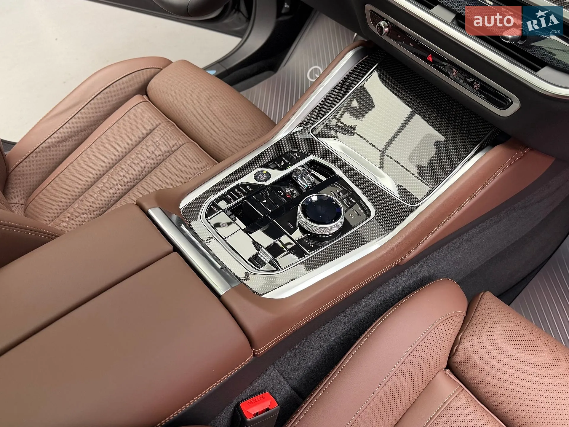 2025 BMW X6 - мініатюра 60