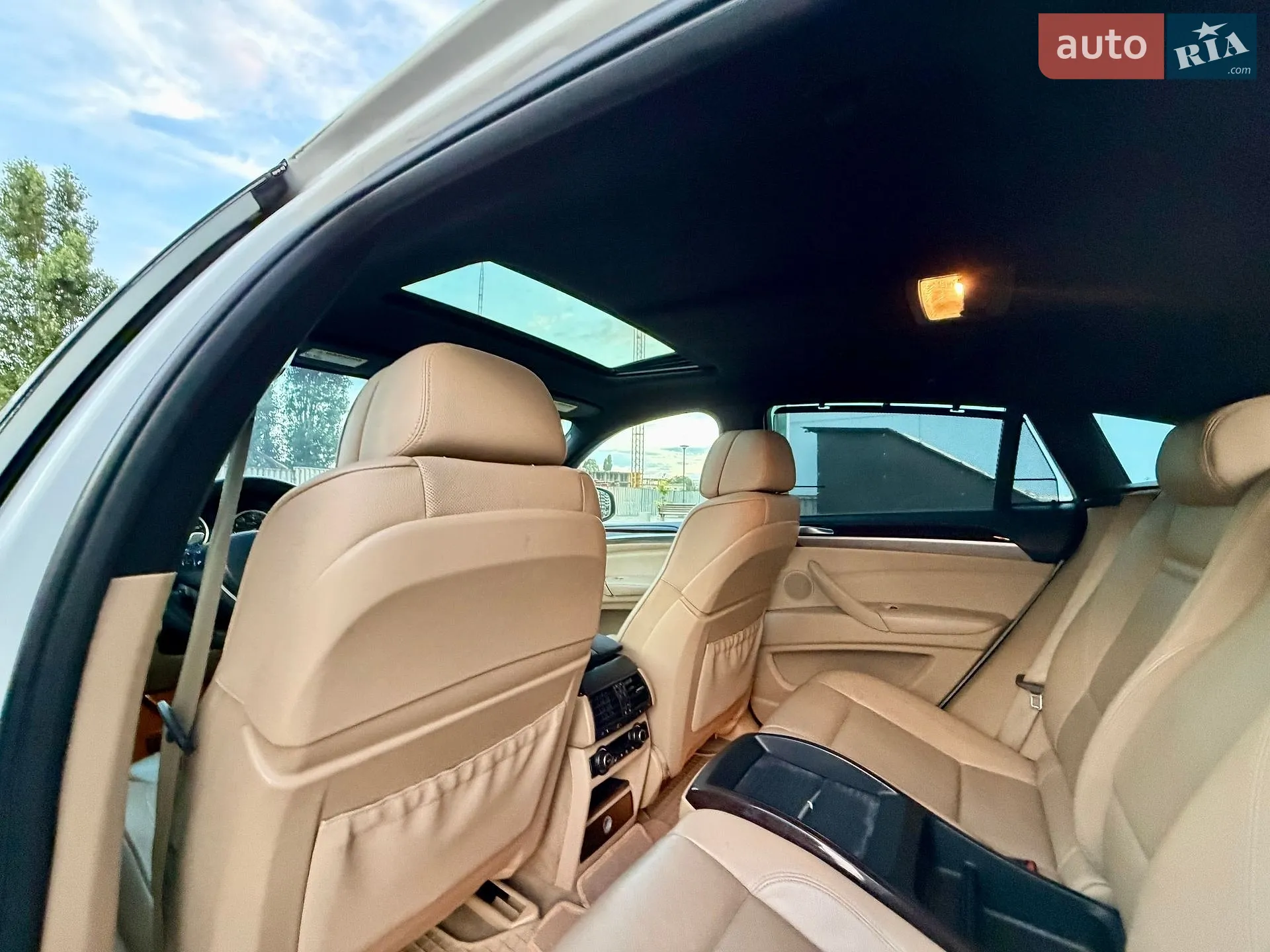2010 BMW X6 - мініатюра 86