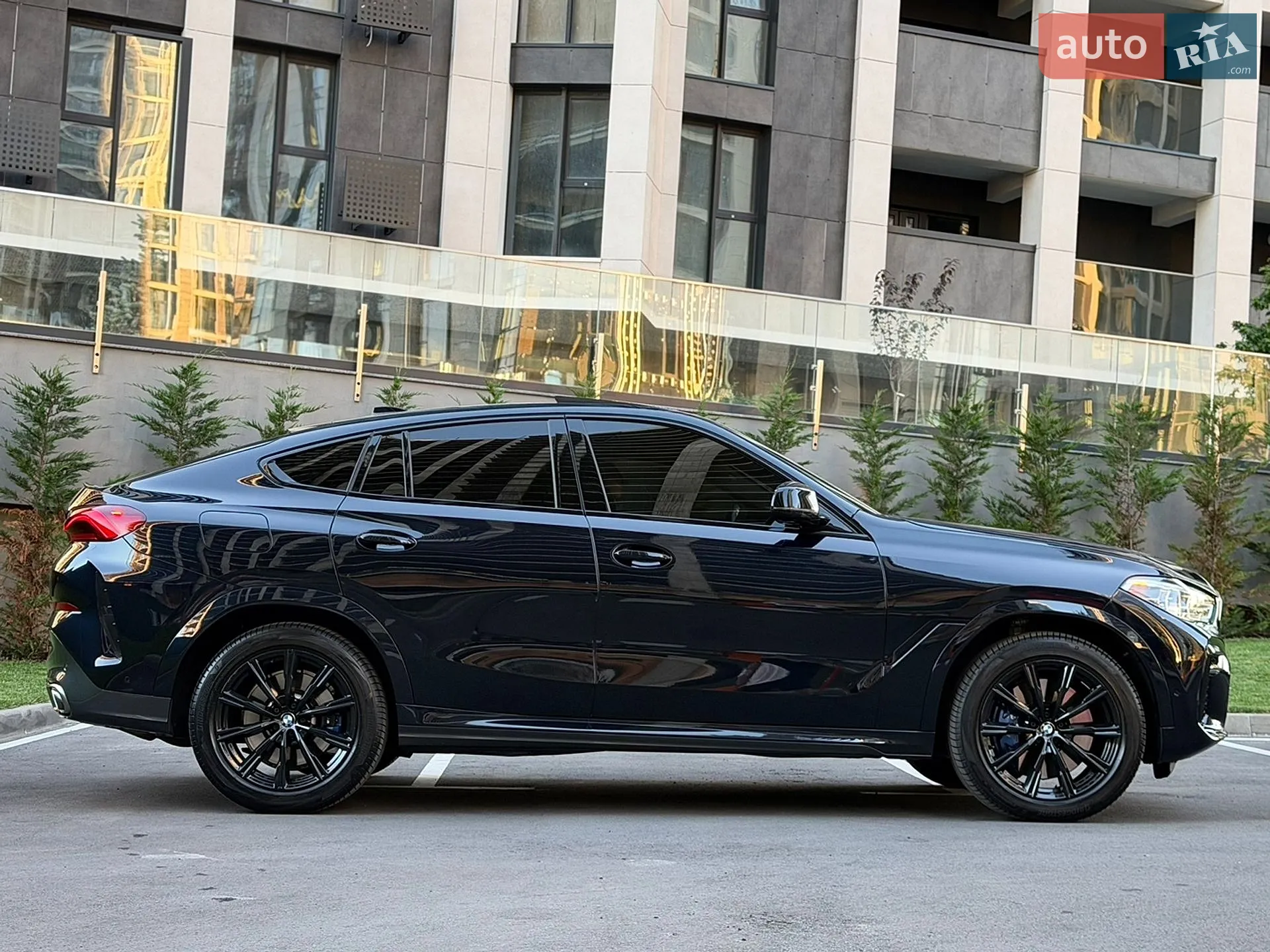 2021 BMW X6 - мініатюра 36