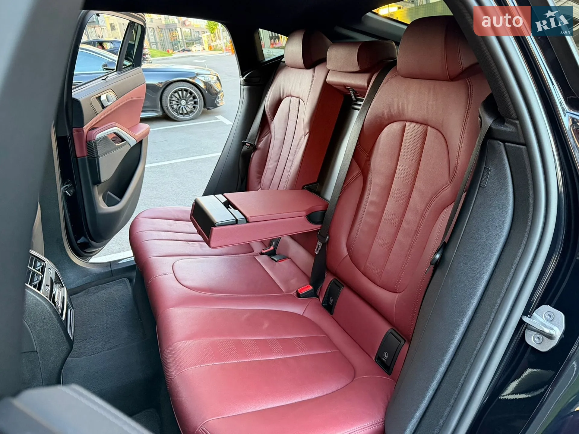2021 BMW X6 - мініатюра 46
