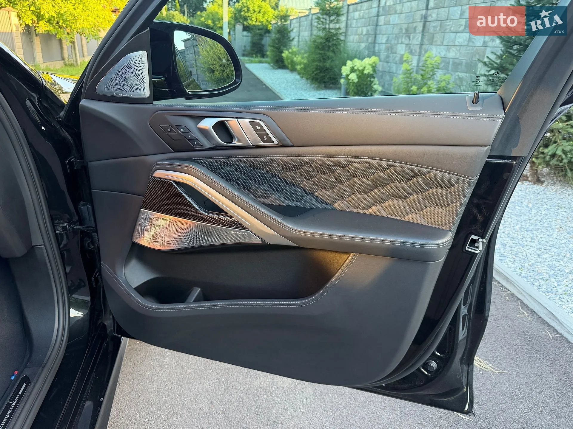 2021 BMW X6 - мініатюра 48