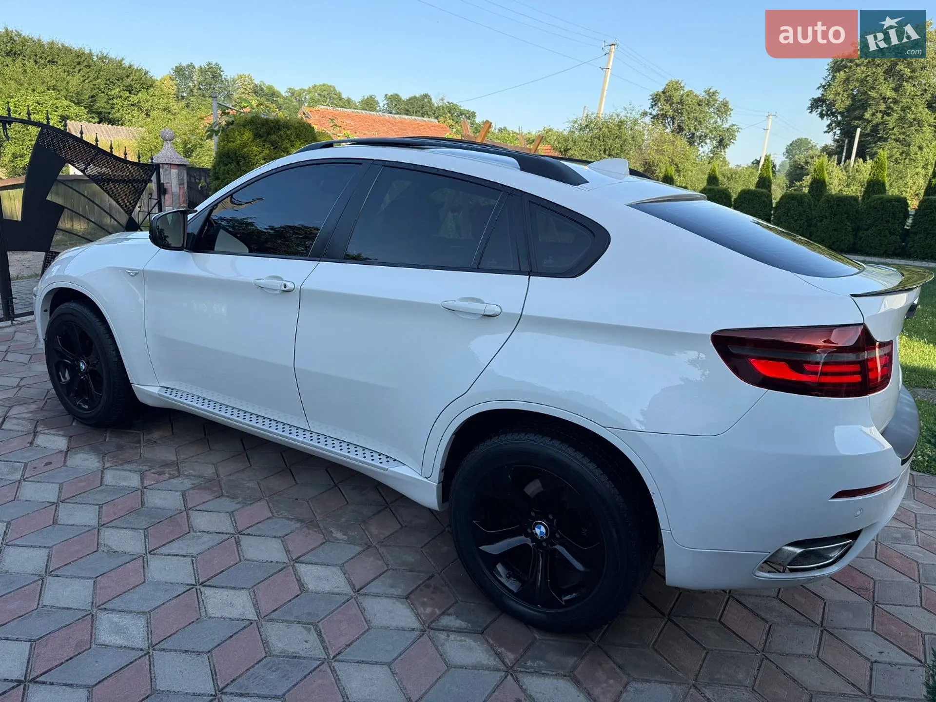 2010 BMW X6 - мініатюра 13