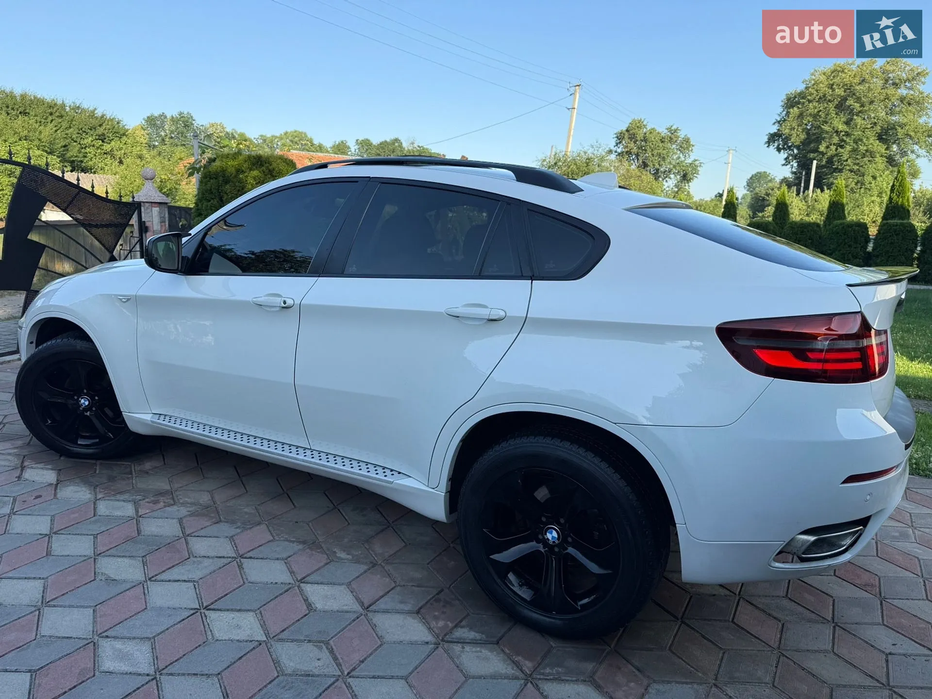 2010 BMW X6 - мініатюра 23